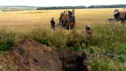 ГНБ прокол под дорогой через поле, округ г. Саранск, бурение пилотной скважины